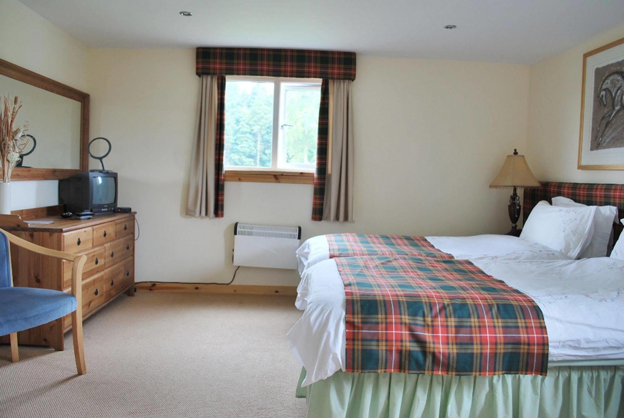 Scottish Equi B&B Lanark Exterior photo