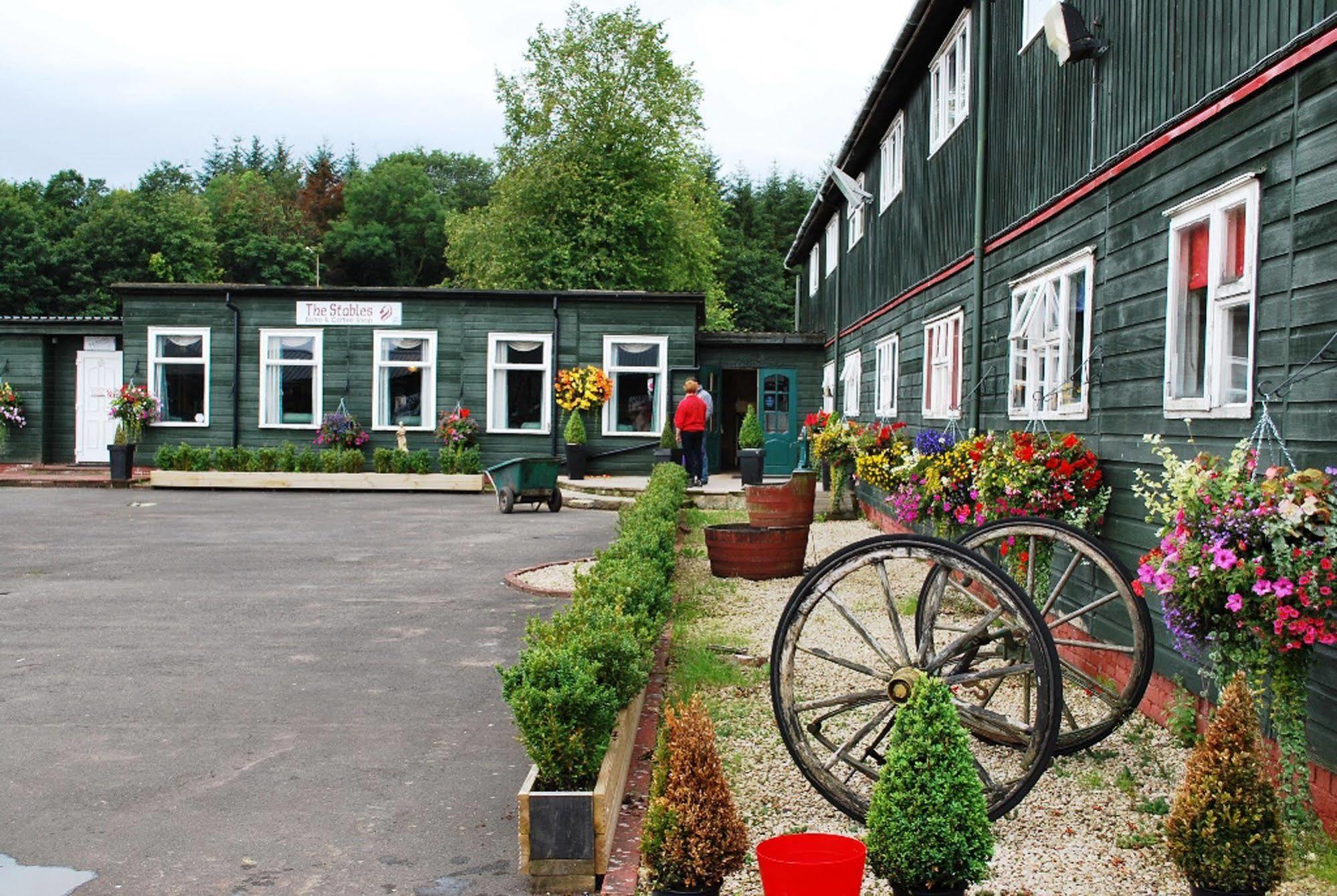 Scottish Equi B&B Lanark Exterior photo